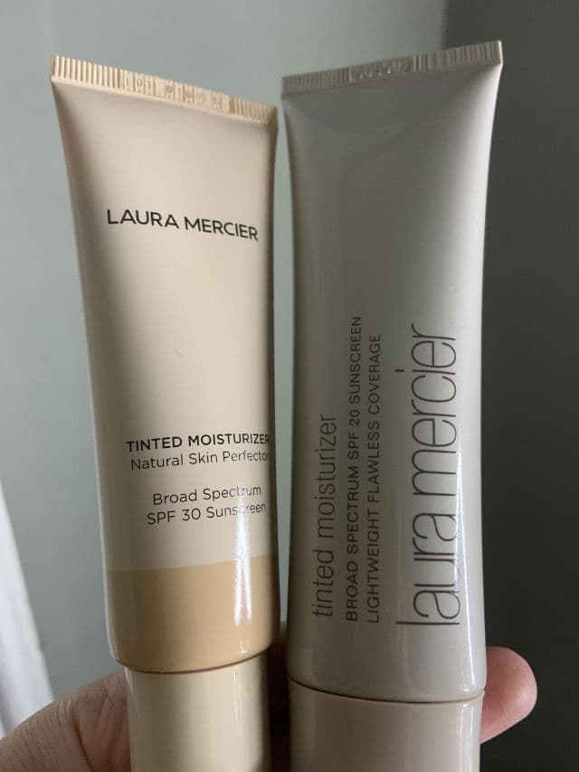 Laura Mercier Tinted Moisturizer Broad Spectrum SPF 20 review photo by Ainodyc