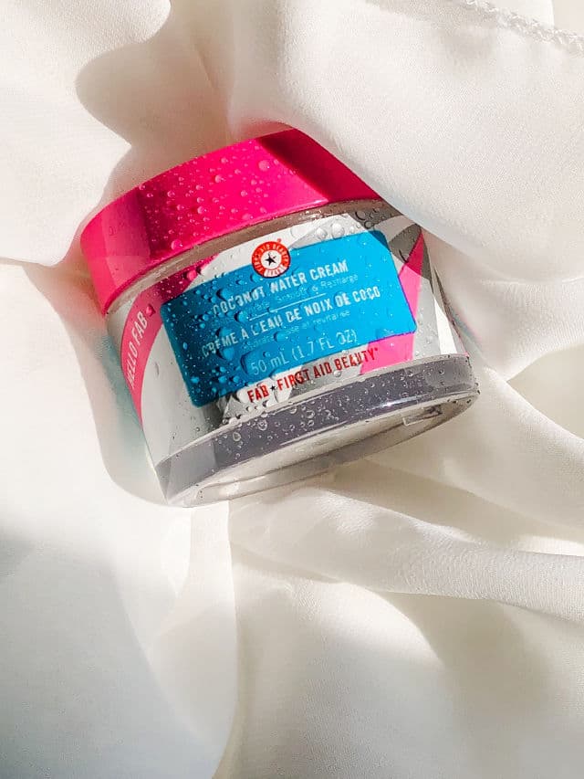 First Aid Beauty Hello FAB Coconut Water Cream review photo by Ajsensitiveskincare