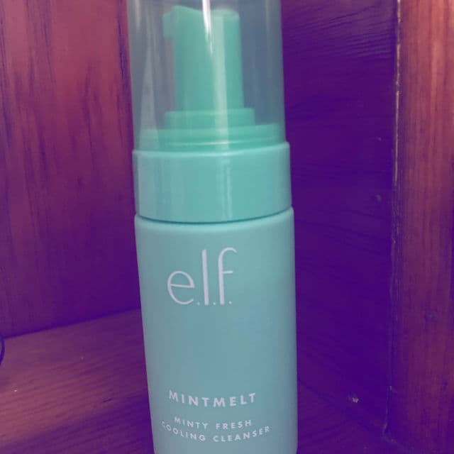 ELF Mint Melt Minty Fresh Cooling Facial Cleanser review photo by AllyCat