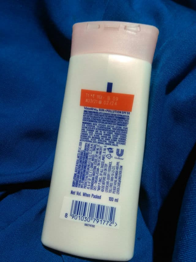 Vaseline Healthy Bright Sun + Pollution Protection Body Lotion SPF 30 review photo by Alna