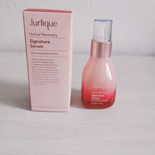 Jurlique Herbal Recovery Signature Serum review photo by Ambitiouspiglet