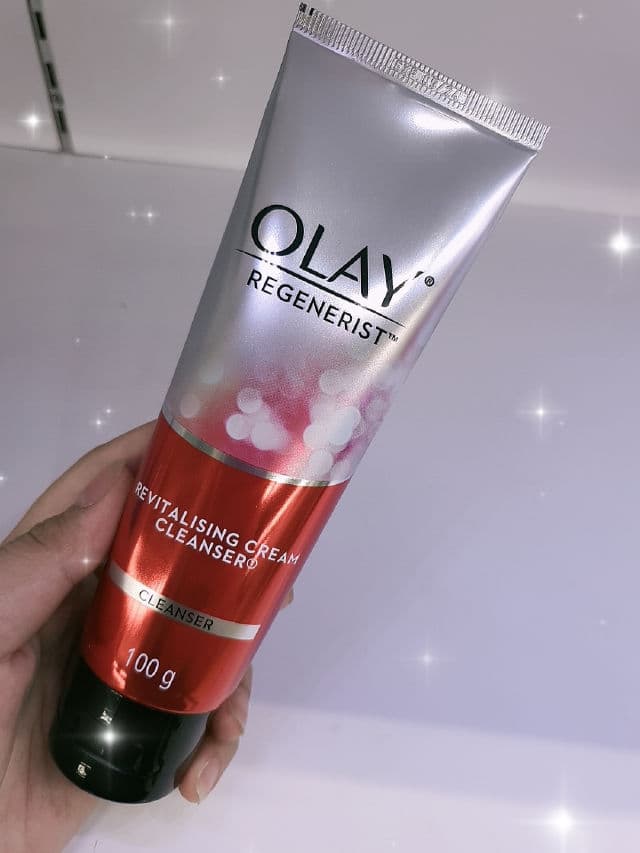 Olay Regenerist Regenerating Cream Cleanser review photo by Amelll