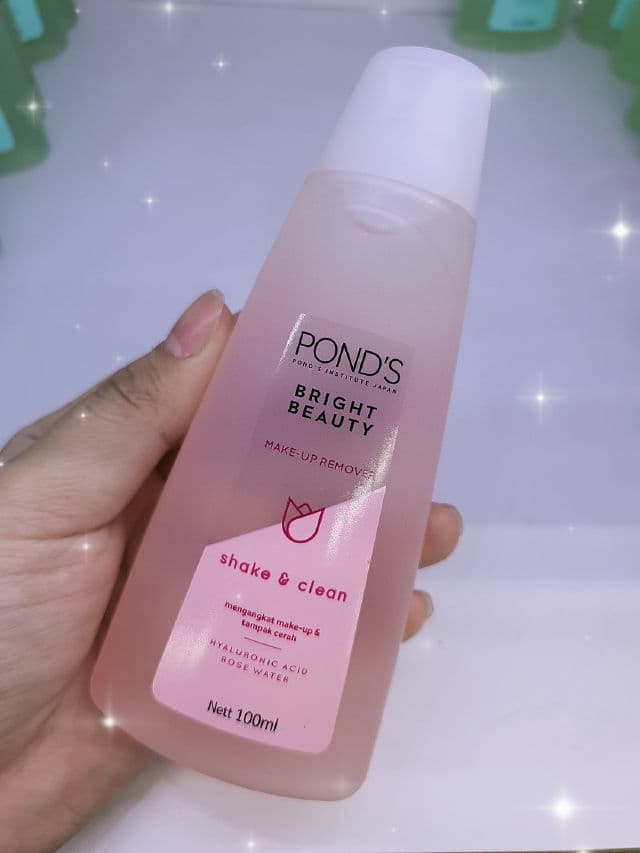 Pond's White Beauty Shake & Clean review photo by Amelll