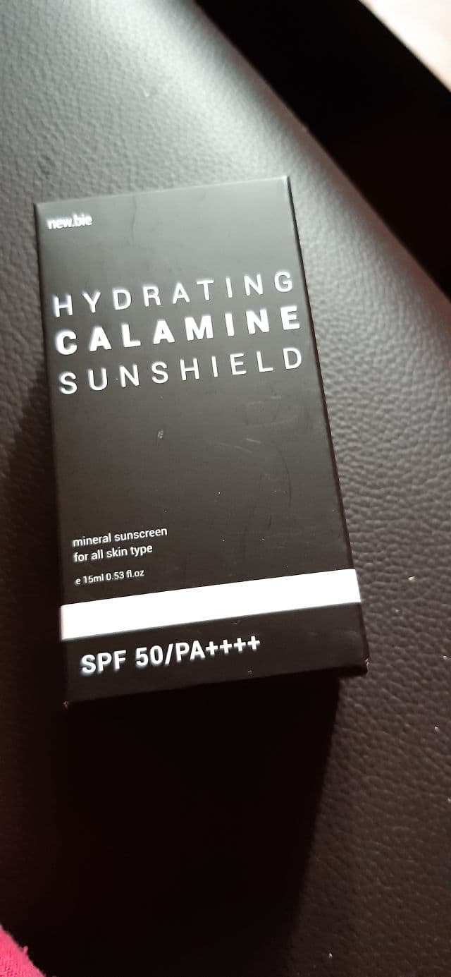 NEWBIE Hydrating Calamine Sunshield SPF50 review photo by Amyliza