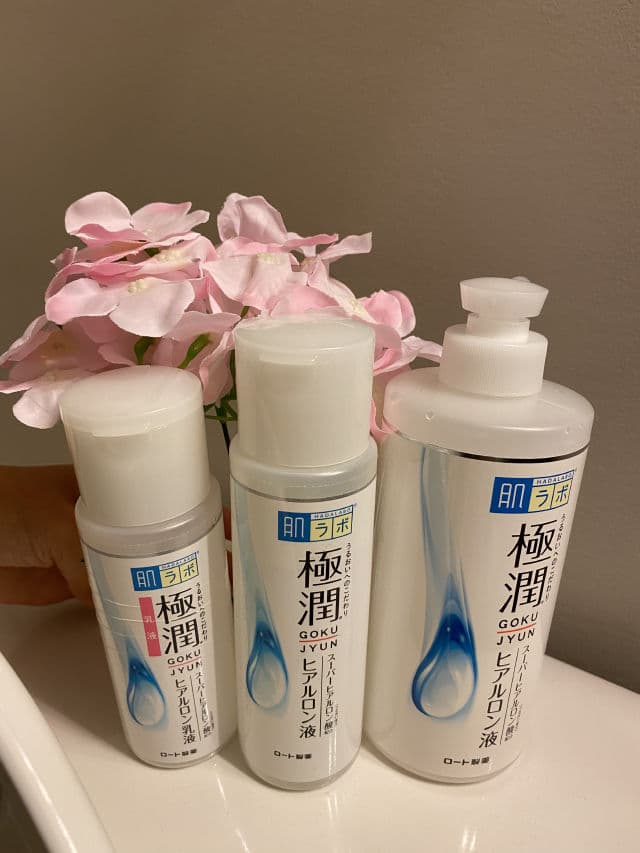 Hada Labo Gokujyun Hyaluronic Acid Milk review photo by Ana007