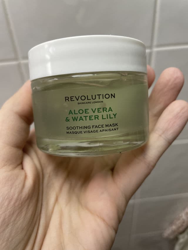 Revolution Beauty Aloe Vera & Water Lily Soothing Face Mask review photo by Anastasiya