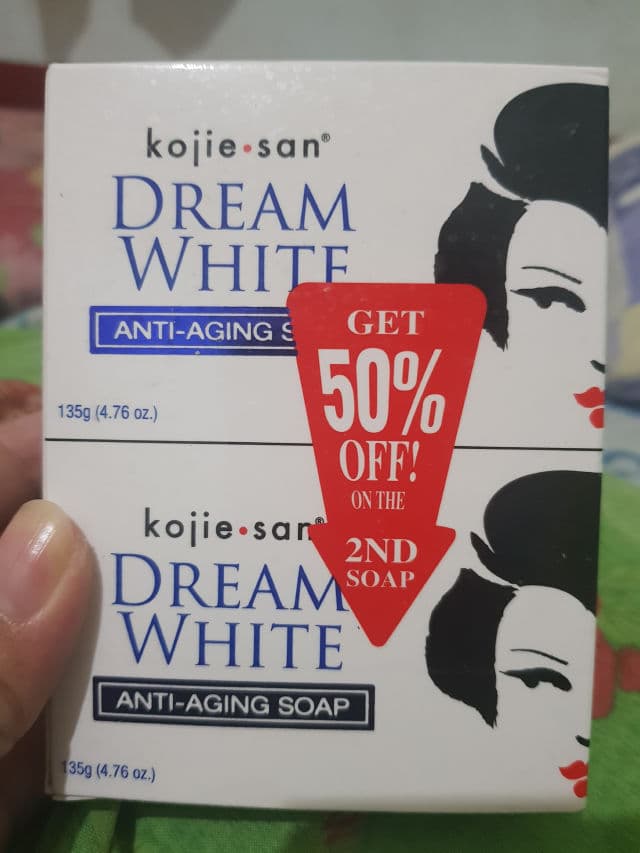 Kojie San Dream White Anti Aging Soap review photo by ItsMeArtemis