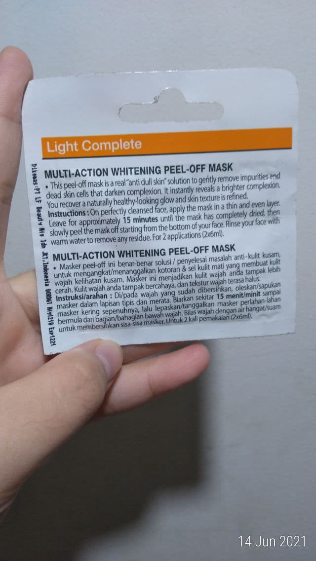 Garnier Light Complete Multi-Action Whitening Peel-off Mask review photo by Annisadivi