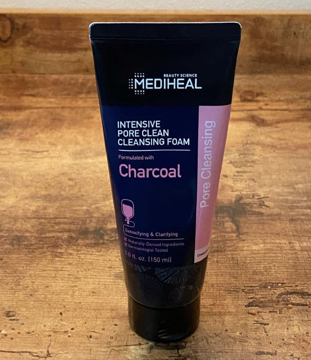 MEDIHEAL Intensive Pore Clean Cleansing Foam Charcoal review photo by AnqiKbeauty