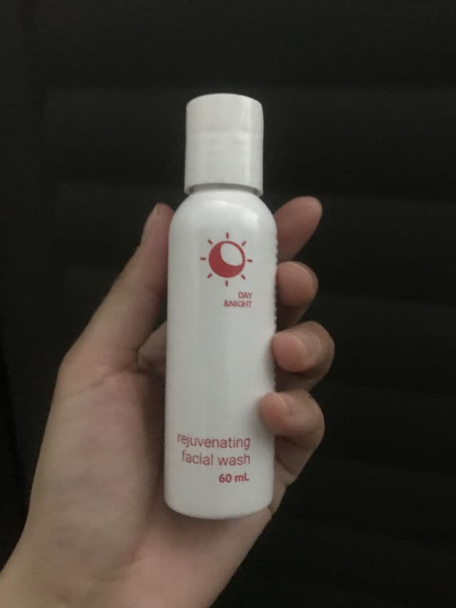 Ryx Skincerity Starter Kit - Rejuvenating Facial Wash review photo by Apples