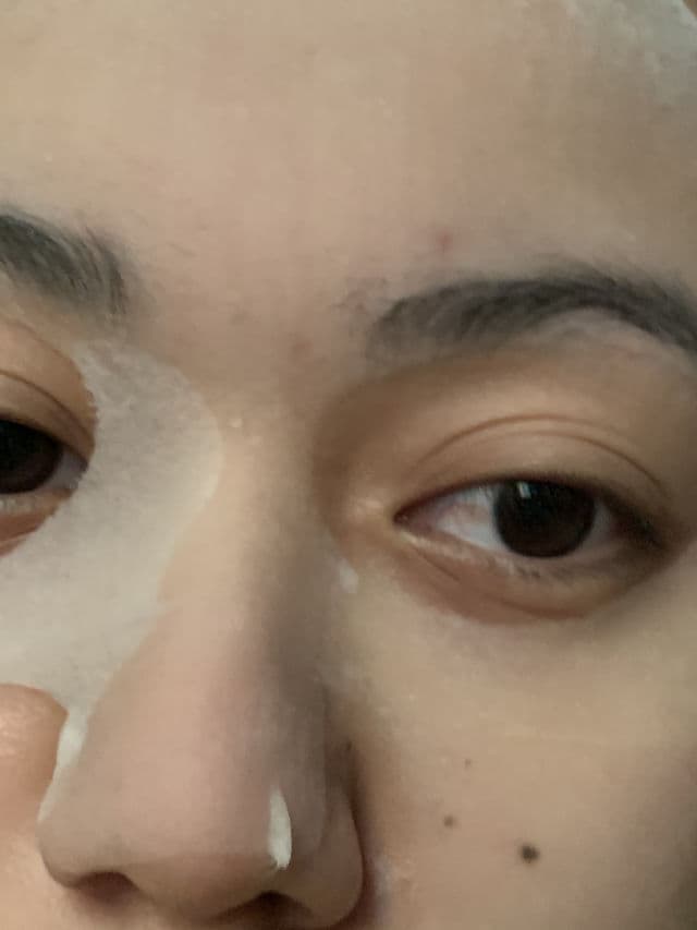 ekel Royal Jelly Ultra Hydrating Essence review photo by Acdv