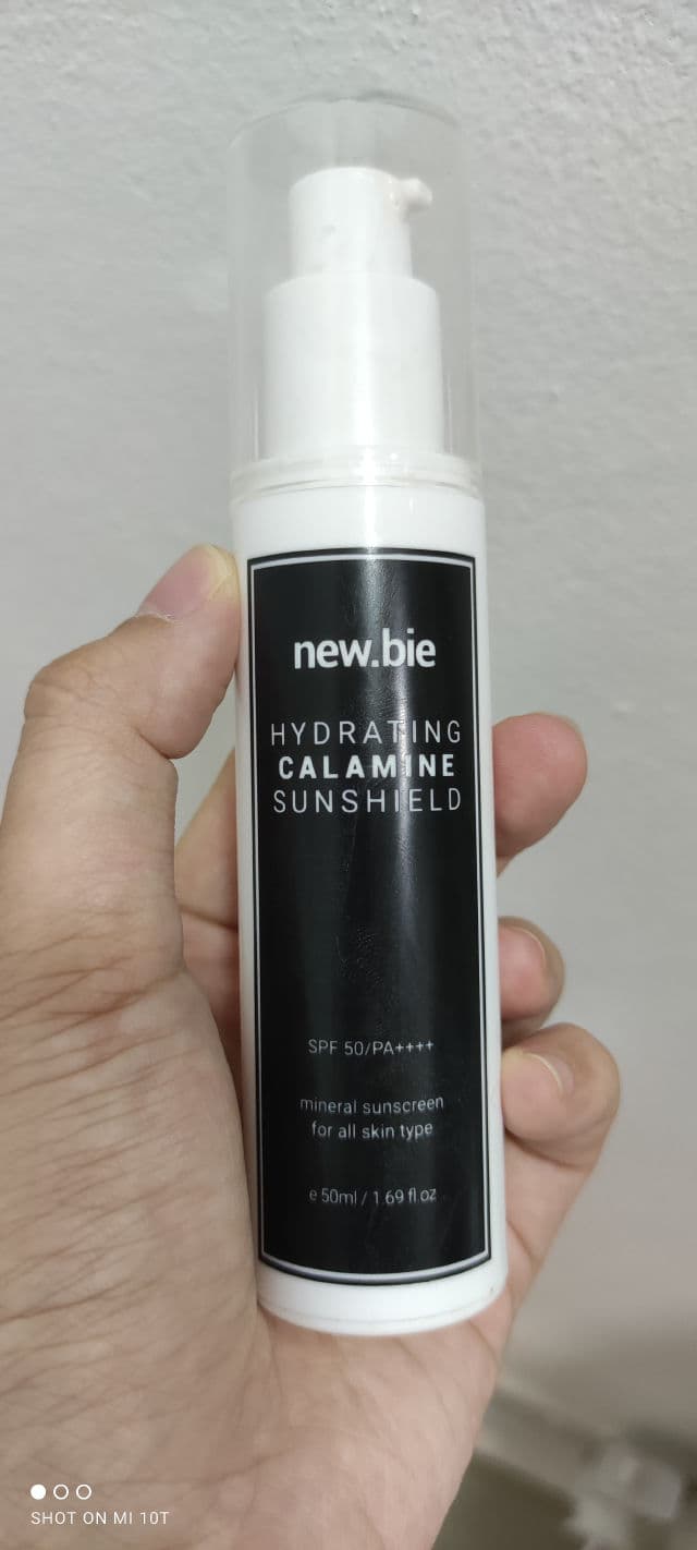 NEWBIE Hydrating Calamine Sunshield SPF50 review photo by Ariesse93