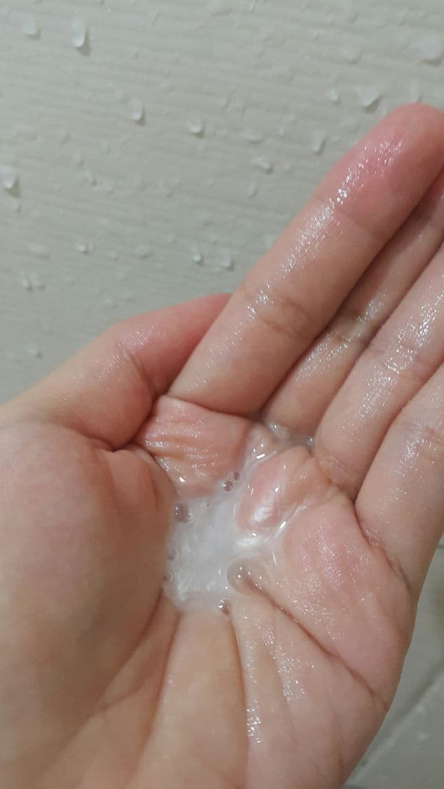Olay Gentle Clean Foaming Cleanser review photo by AshDream104