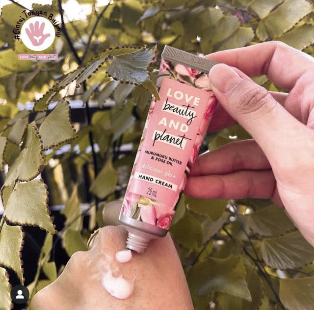 Love Beauty and Planet Murumuru Butter and Rose Oil Hand Cream review photo by AstriHutapea