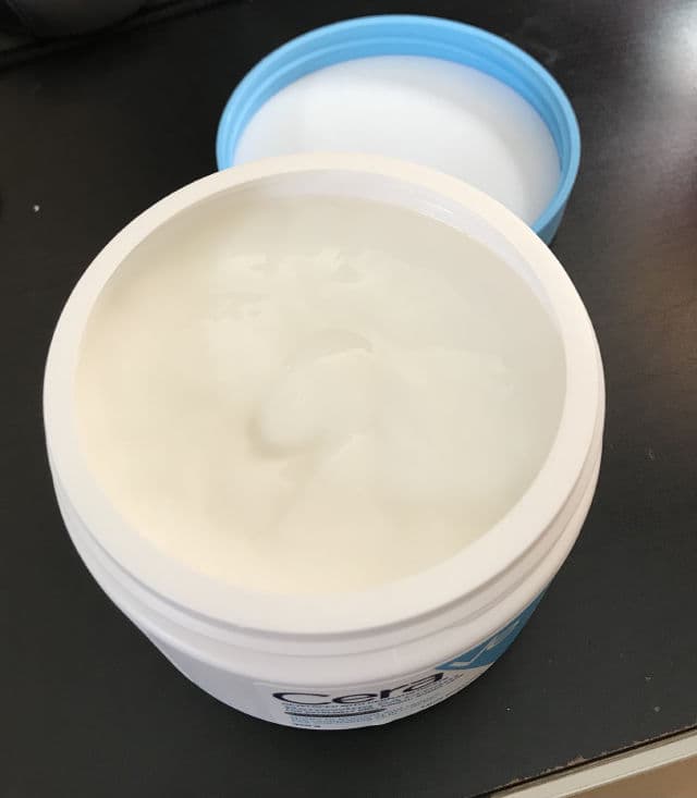 CeraVe Renewing SA Cream review photo by skincarex18