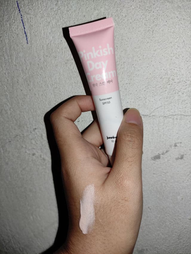 Junni Beauty Pinkish Day Cream SPF50 review photo by AylaAnne