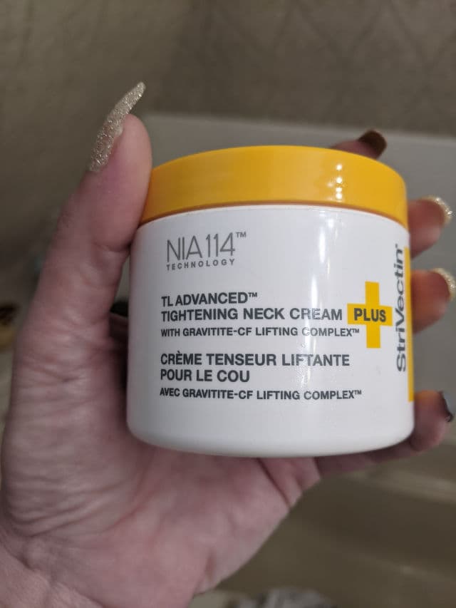 StriVectin Tightening Neck Cream review photo by Azureblu