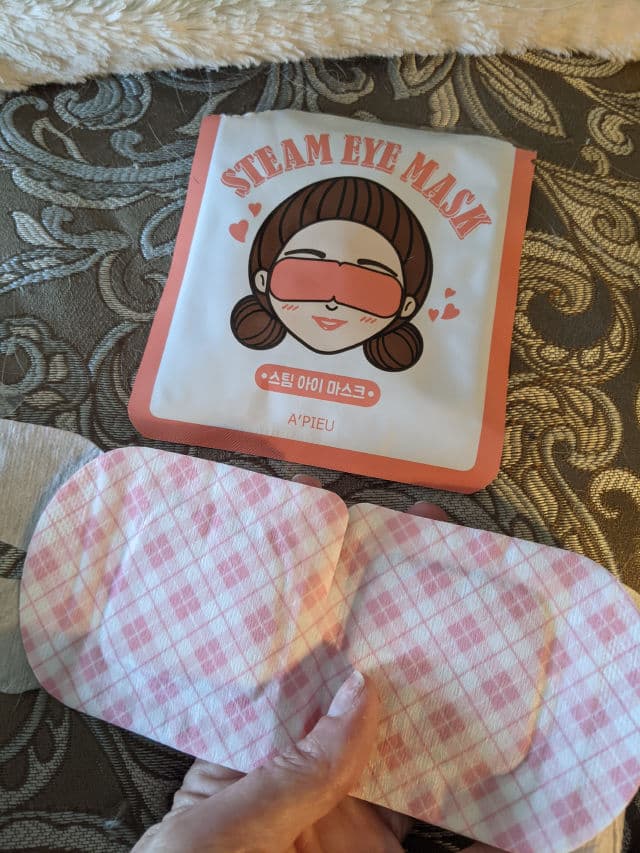 A'pieu Steam Eye Mask review photo by Azureblu