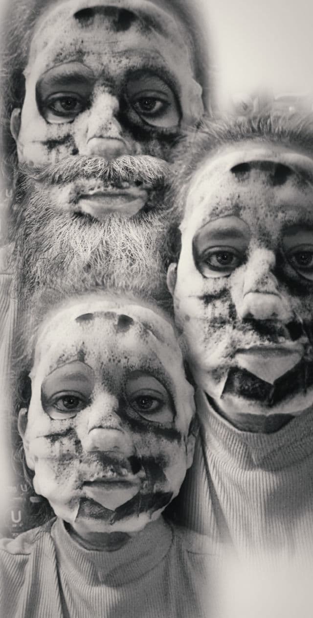 Yes to Tomatoes Detoxifying & Hydrating White Charcoal Mud Mask review photo by BooBearAshley