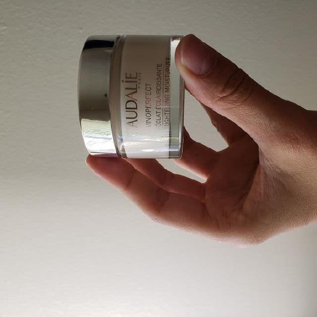 Vinoperfect Brightening Moisturizer with Niacinamide product review