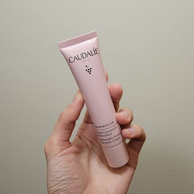 Caudalie Paris Lightweight Firming Cashmere Cream review photo by Beautifullady