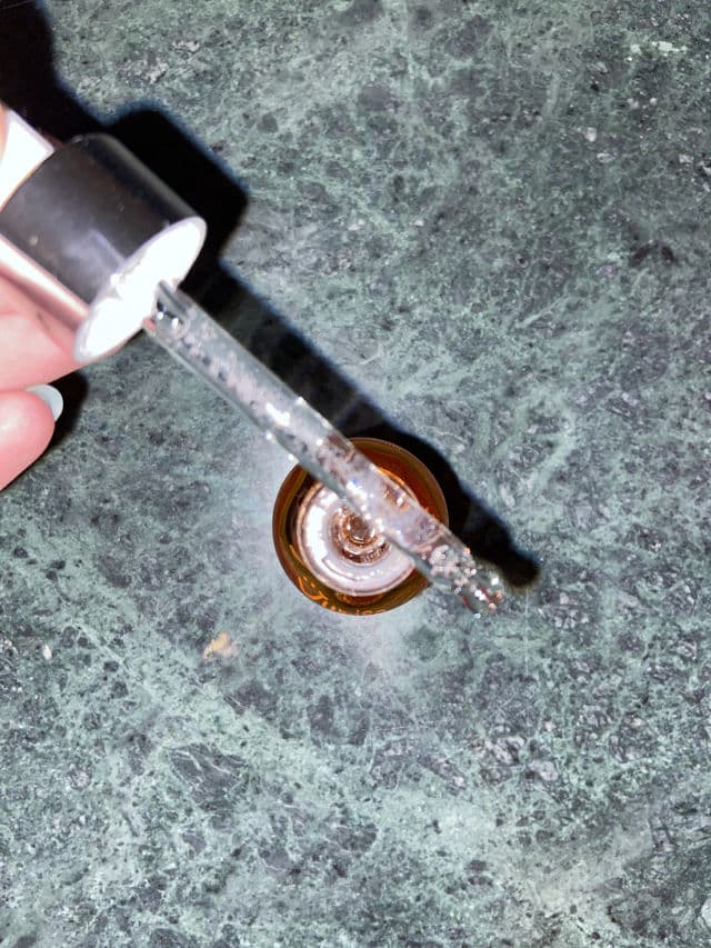 Jumiso All Day Vitamin Brightening & Balancing Facial Serum review photo by BeautyMary