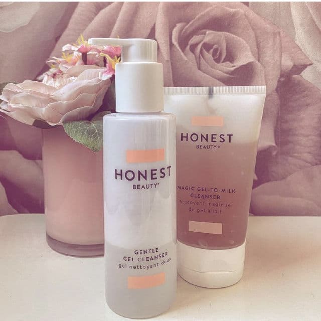 Honest Beauty Magic Gel-to-Milk Cleanser review photo by Beautyaddictvic