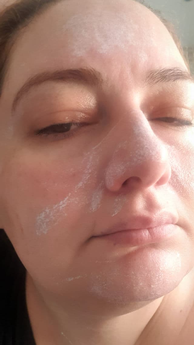 Acure Radically Rejuvenating SPF 30 Day Cream review photo by BelRibeiro