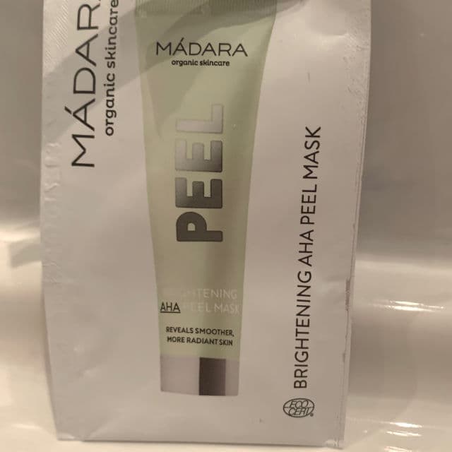 Madara Cosmetics Brightening AHA Peel Mask review photo by BellaBooBeauty