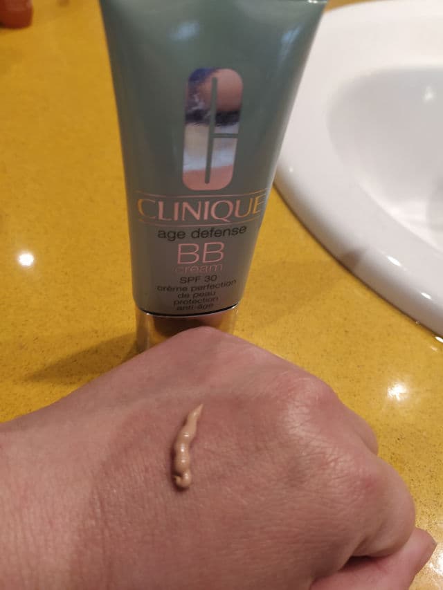 Clinique Age Defense BB Cream Broad Spectrum SPF 30 review photo by Bibianarg