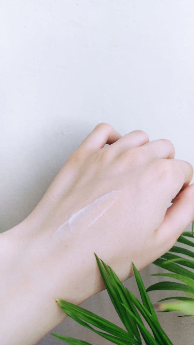 La Roche-Posay Effaclar H review photo by Bibii