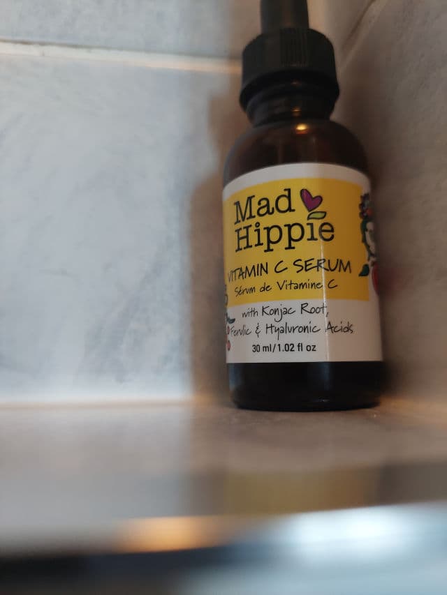 Mad Hippie Vitamin C Serum review photo by BizzyBee
