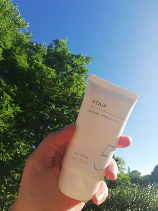 MISSHA All Around Safe Block Total Moisture Sun Gel SPF50+ PA+++  review photo by Bluefrog1