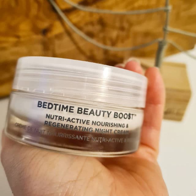 Oskia Skincare Bedtime Beauty Boost review photo by Bregh