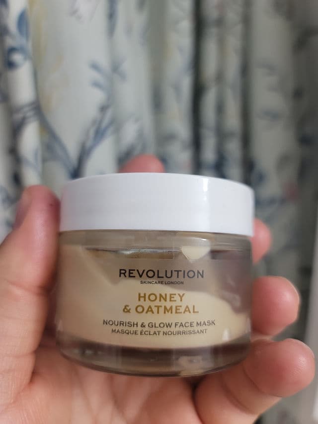 Revolution Beauty Honey & Oatmeal Nourish & Glow Face Mask review photo by DrBroflovski