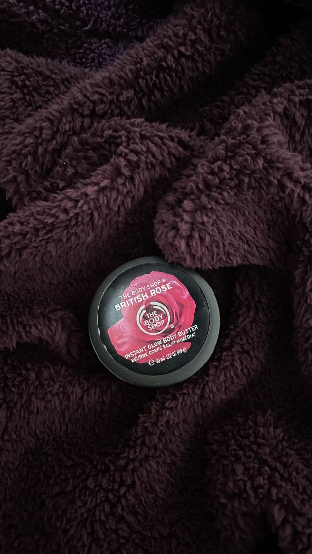 The Body Shop British Rose Instant Glow Body Butter  review photo by BrownGirlBeautyEdit