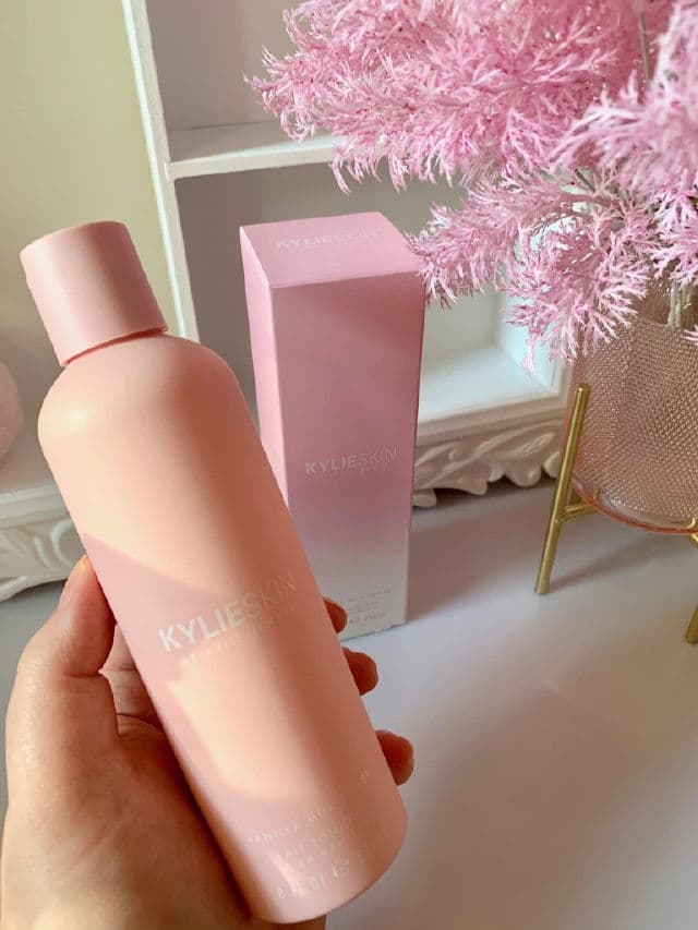 KYLIE SKIN Vanilla Milk Toner review photo by pasteltulips