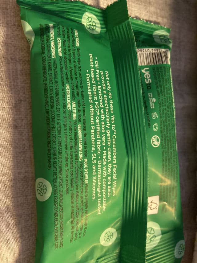 Yes To Cucumbers Towelettes review photo by pasteltulips