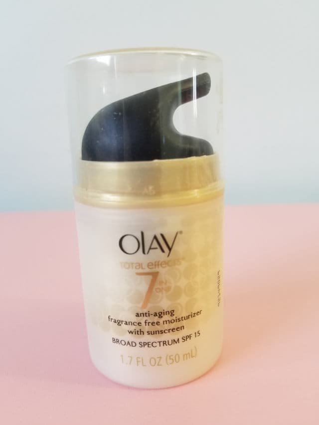Olay Total Effects 7-in-1 Anti-Aging Daily Face Moisturizer review photo by Butterbeans666