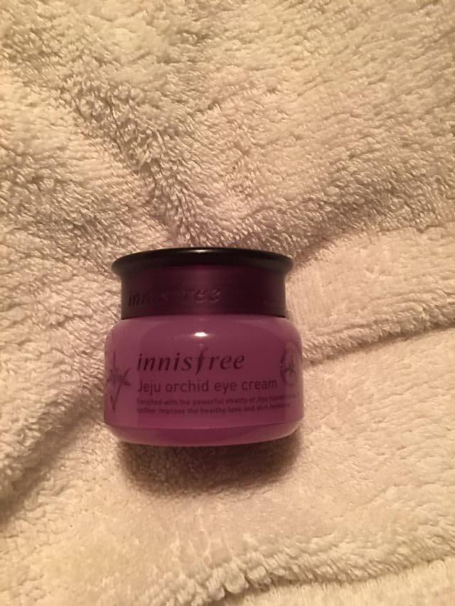 INNISFREE Jeju Orchid Eye Cream review photo by CW136