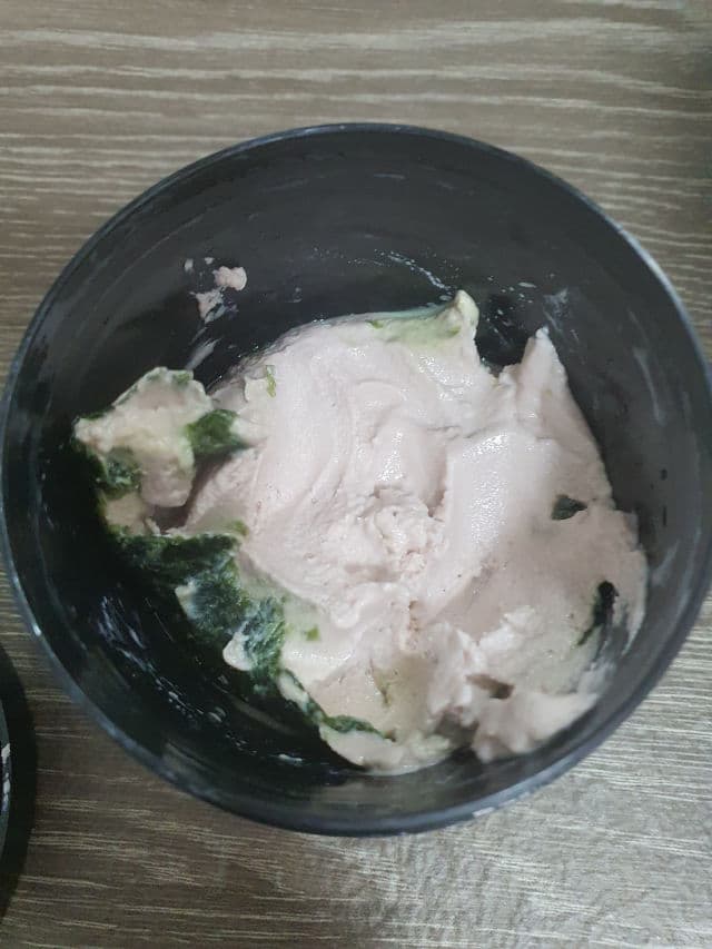 LUSH Aqua Marina review photo by Calistakian