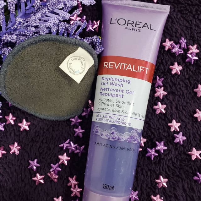 L'Oreal Paris Revitalift Filler Replumping Gel Face Wash review photo by CarolRolzyy