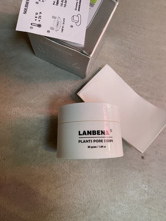 Lanbena Blackhead Remover Nose Mask Pore Strip review photo by Carolinaa