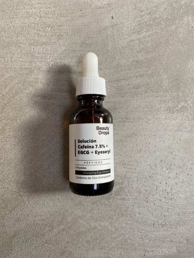 Beauty Drops Solución Cafeína para Contorno de Ojos Energizante review photo by Carolinaa