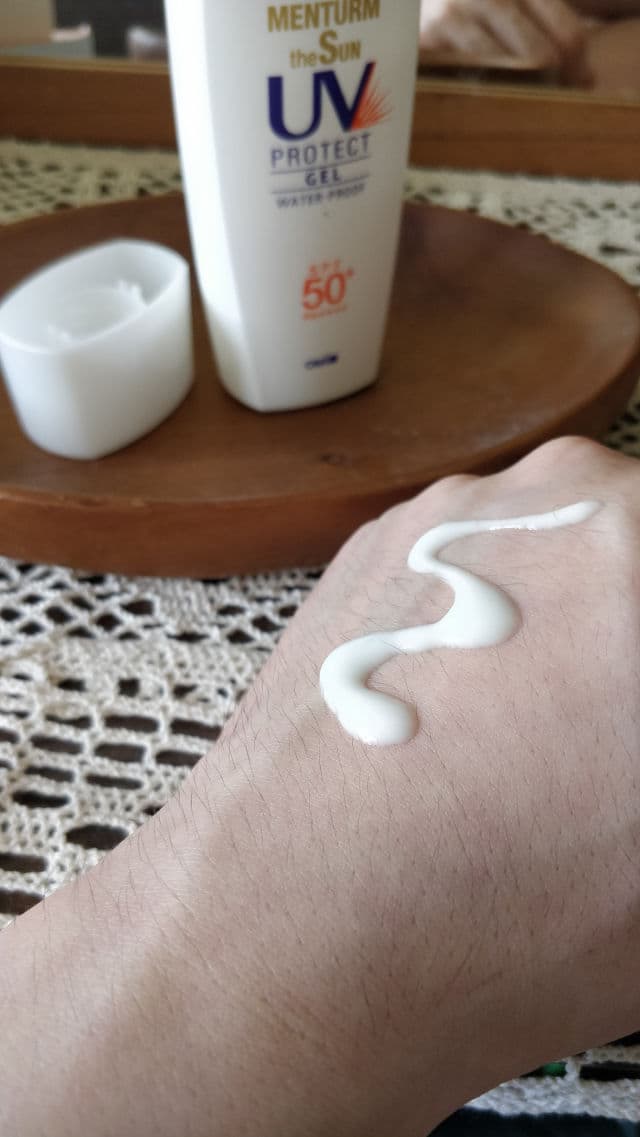 OMI Perfect UV Gel SPF 50+ PA++++ review photo by Cedric
