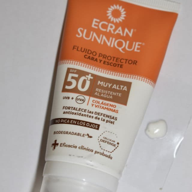 Ecran Sunnique Fluido Protector Cara y Escote - SPF 50+ review photo by CeliaLoiz