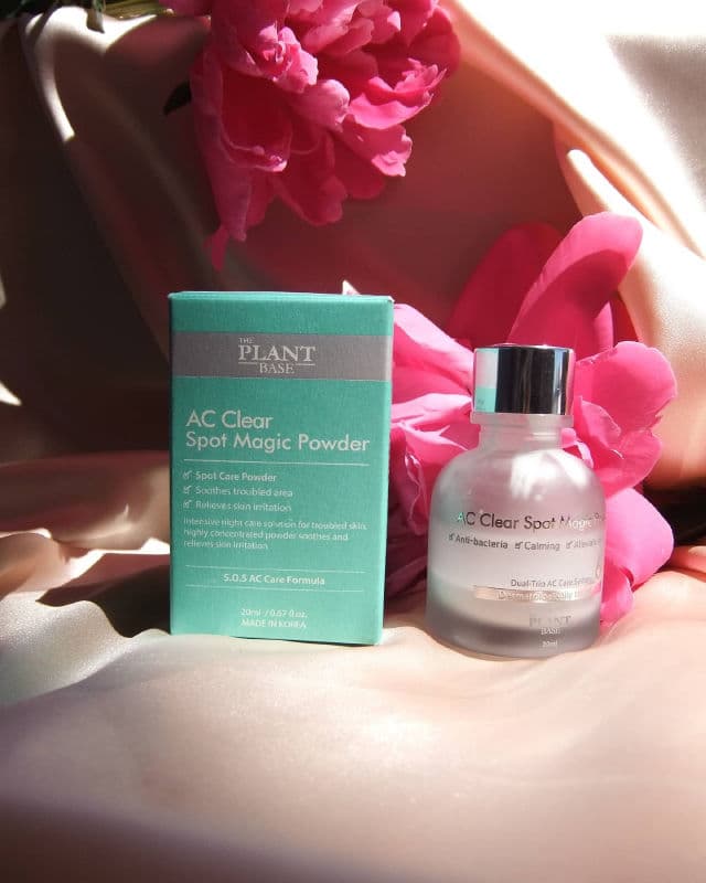 The Plant Base AC Clear Spot Magic Powder  review photo by Chillwithsunscreen