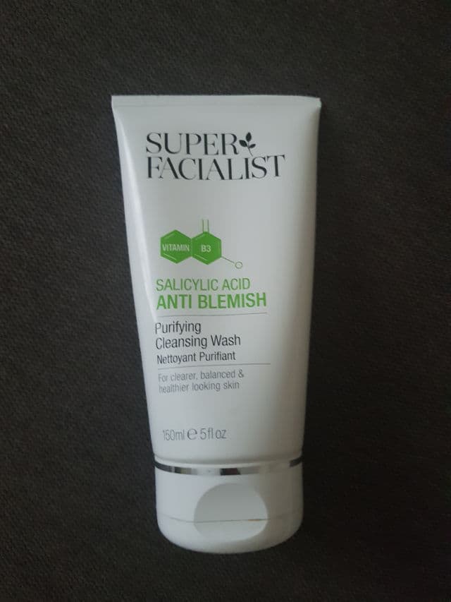 Super Facialist Salicylic Acid Purifying Cleansing Wash review photo by Chitt