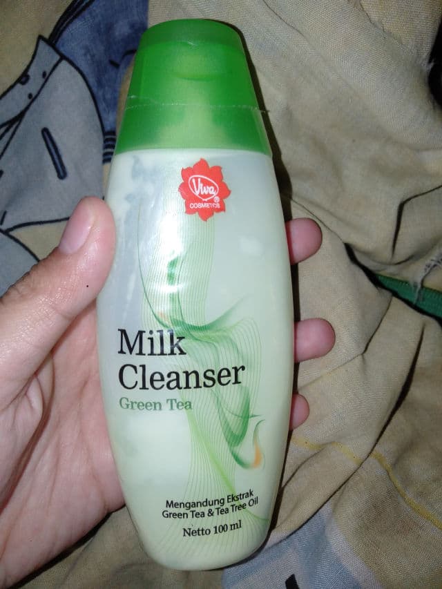 Viva Cosmetics Green Tea Milk Cleanser review photo by Cindyfrnn