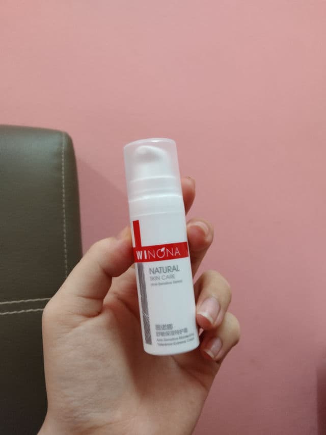 Winona Anti-Sensitive Moisturizing Tolerance-Extreme Cream review photo by HeyImWynne